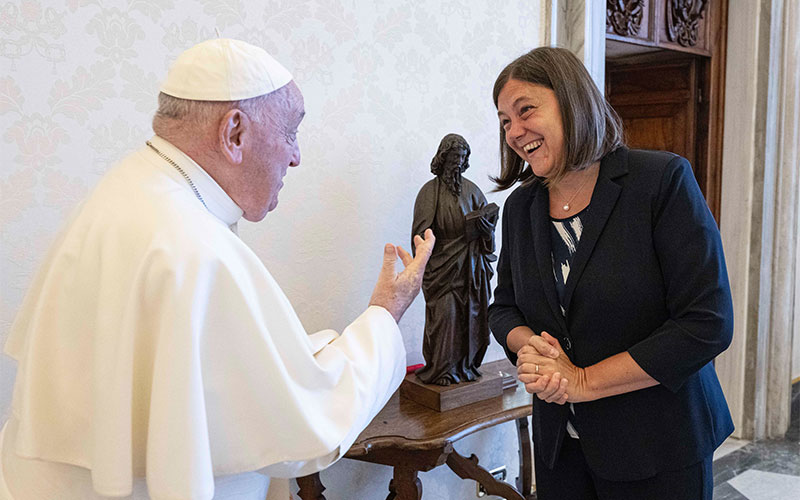 The Rector of Università Cattolica Elena Beccalli in an audience with Pope Francis