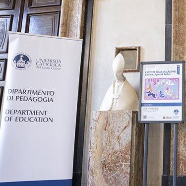 Il potere dell'educazione. Insieme, sguardi, futuri