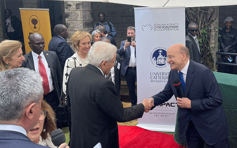 Il Presidente Mattarella in visita all'acceleratore d'impresa a Nairobi