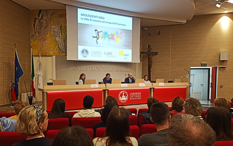 Adolescenti oggi, la sfida di crescere nel tempo dell’incertezza