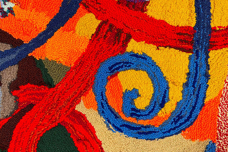 Giulio Locatelli, Magic Carpet (dettaglio), 2024, tessitura mista, 150x450 cm. Veduta dell’installazione nelle sale dell’Appartamento Nobile, MO.CA, Brescia. Foto di Federica Villa