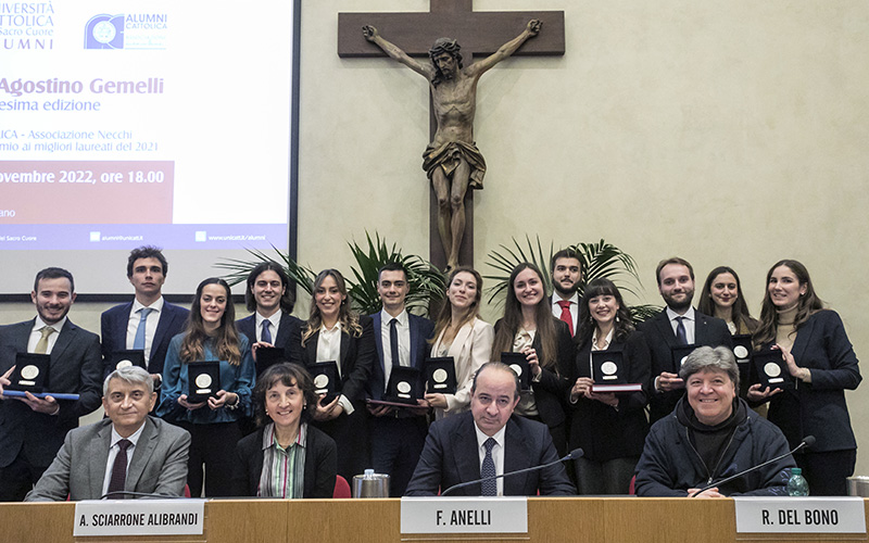 Premio Gemelli, protagonisti i laureati 