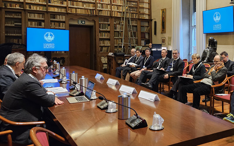 Costruire e vivere la norma: vita monastica e dimensione normativa nel medioevo