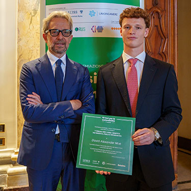 Sostenibilità ambientale, premiata la tesi di David Moe