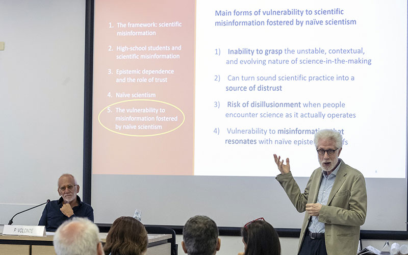 Comunicare la scienza. Mediazione e mediatori del sapere scientifico nella societ&agrave; complessa