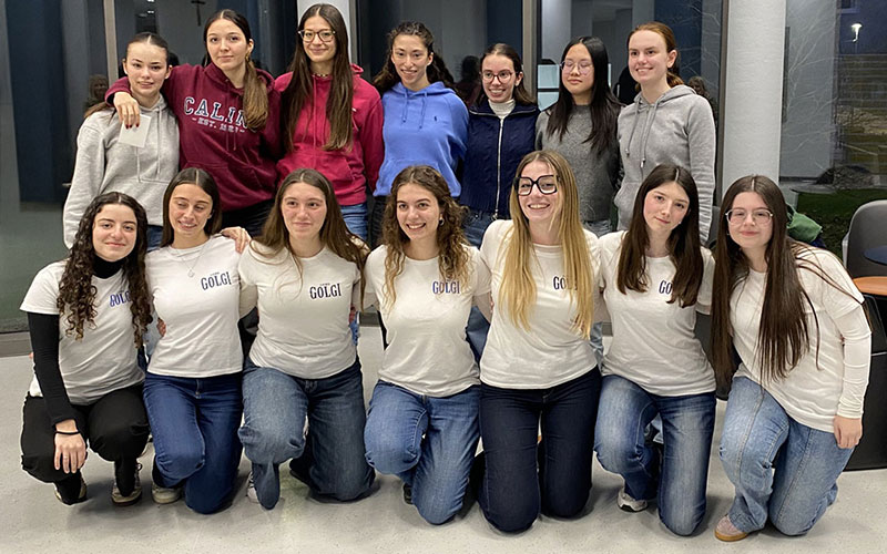 Le ragazze del Calini vincono la gara femminile di matematica