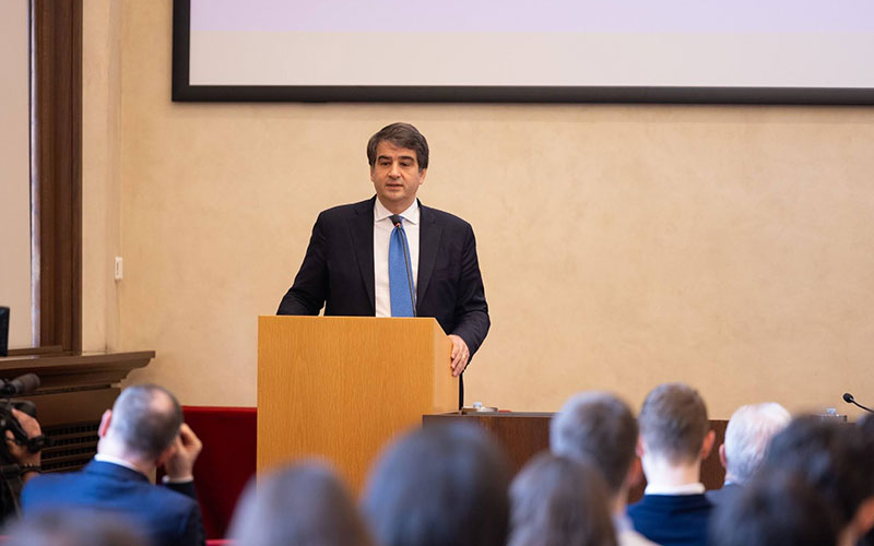 Fitto: il Pnrr un volano per il rilancio del Paese