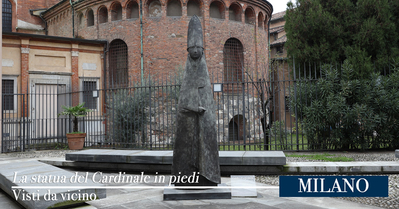Milano - Statua del Cardinale in piedi