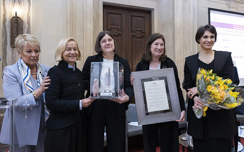 A Elena Beccalli il Premio Grandi Guglie della Grande Milano