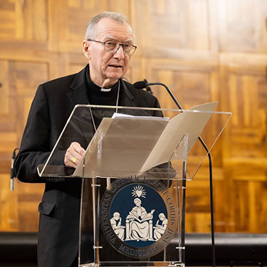 Dialogo interreligioso e una nuova economia, la giornata del Cardinale Pietro Parolin in Cattolica