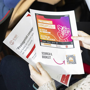 Family influencer: quando il genitore diventa datore di lavoro