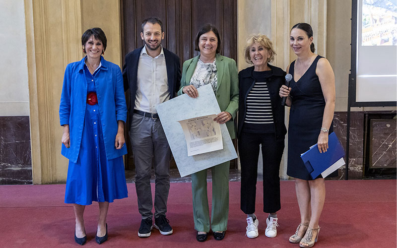 Il Premio Volti della Metropoli al Rettore Elena Beccalli 