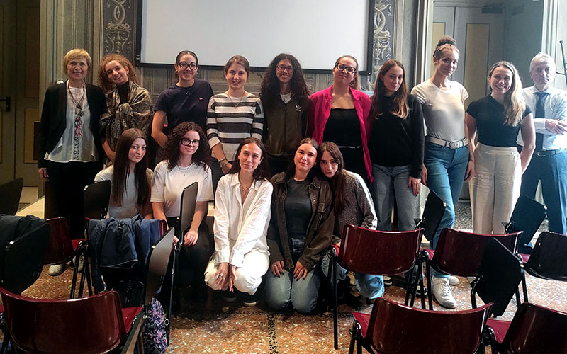 Prova di marketing globale con X-Culture