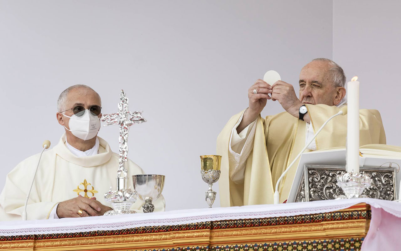 Papa Francesco celebra la messa per i 60 anni della Facoltà di Medicina e chirurgia